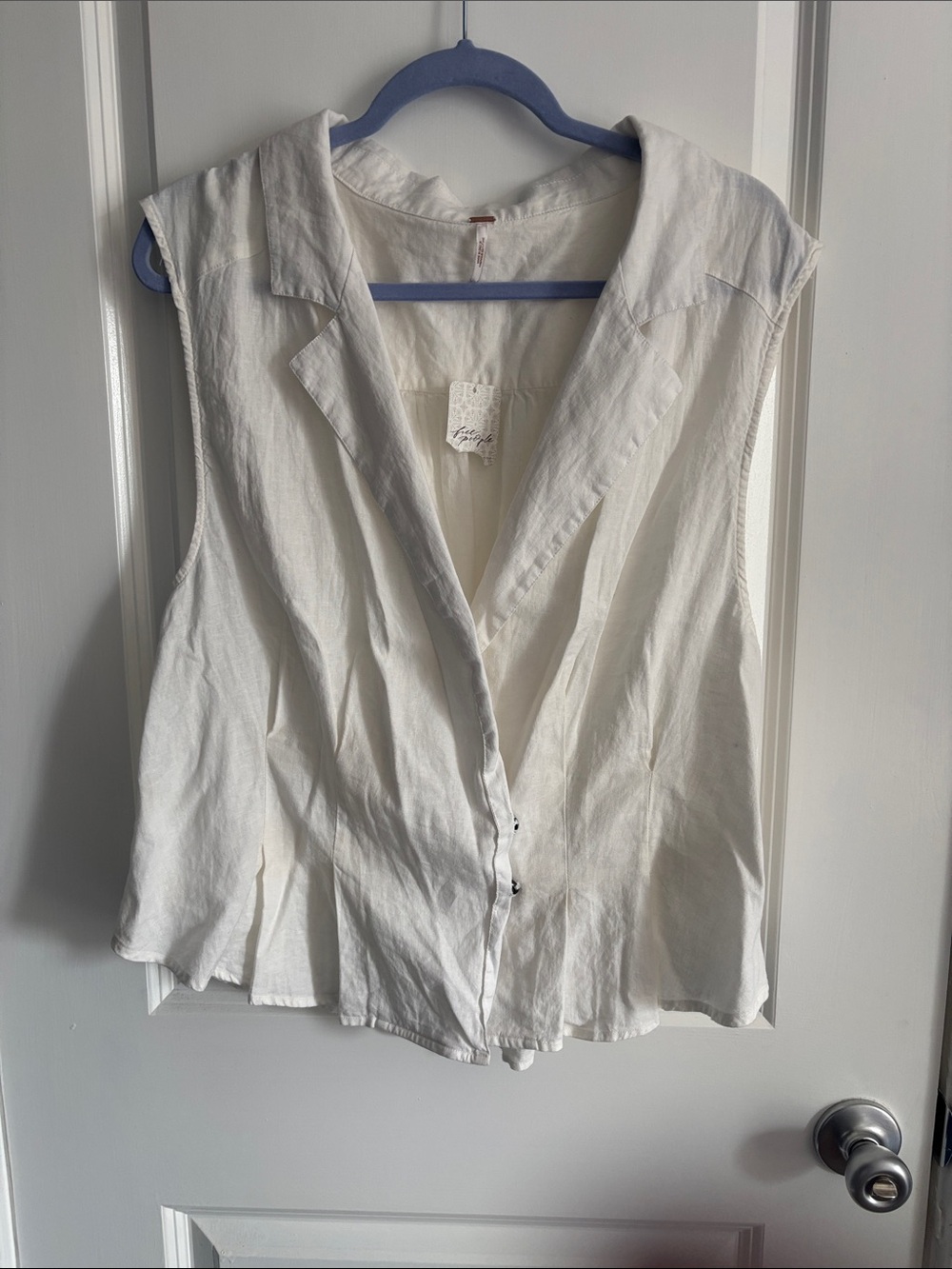 Free People White Sleeveless Button-Down Shirt